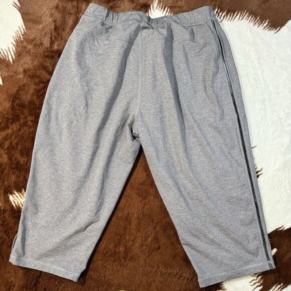 Lululemon Retreat Yogi Crop Pants Cross Front Heathered Slate Gray Size 6 - Picture 5 of 8